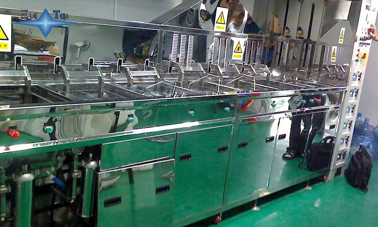 塑膠模具臟了怎么洗？用超聲波清洗機輕松搞定殘留物