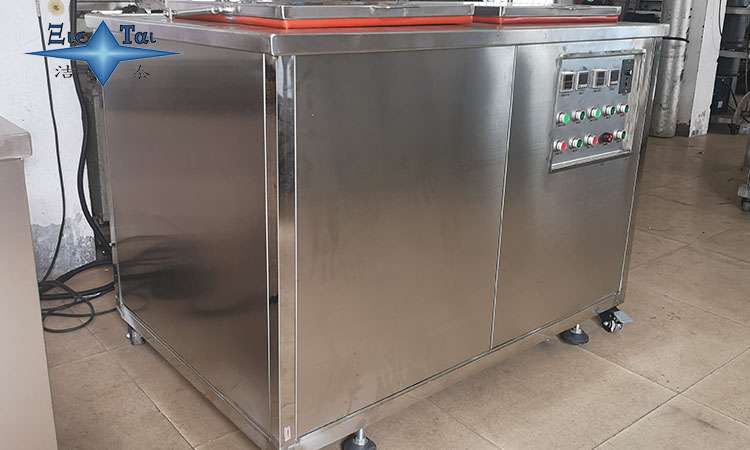 超聲波清洗設(shè)備的廣泛應(yīng)用領(lǐng)域：高效、全面的清潔解決方案